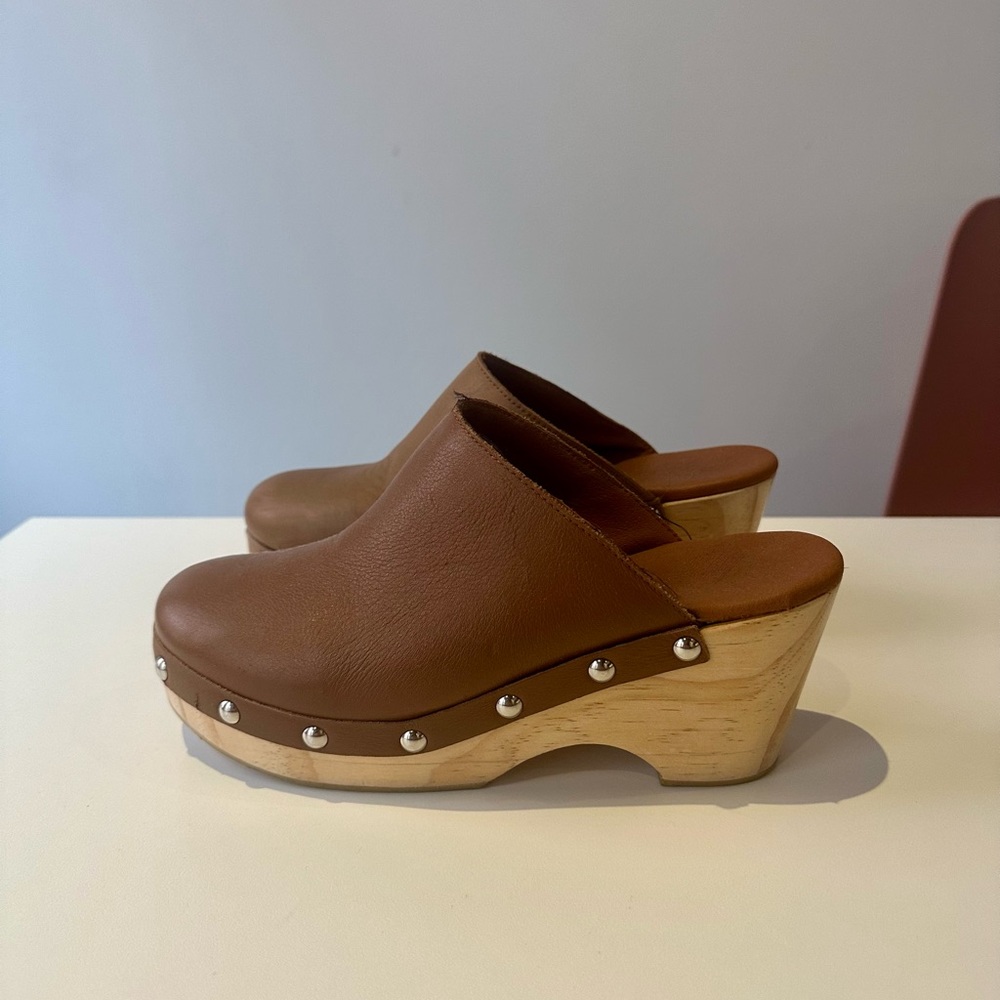 Anthropologie Clogs